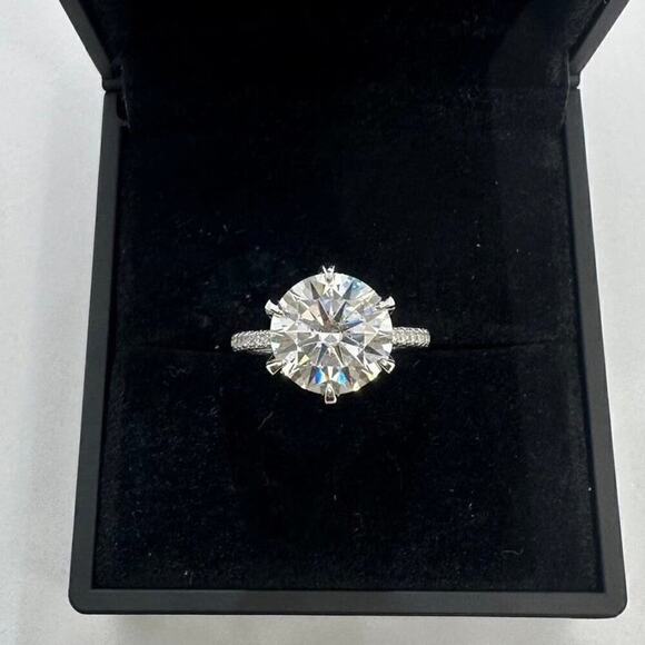 5 Carat Moissanite Ring 6 Prong Brilliant Round Cut 18K 925 GRA Certified - Picture 12 of 12